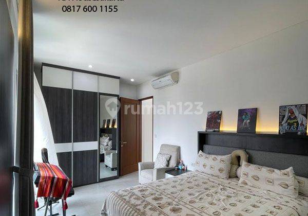 Modern Minimalis House Menteng 2,5 Lantai Mewah Harga 33m Furnish 2