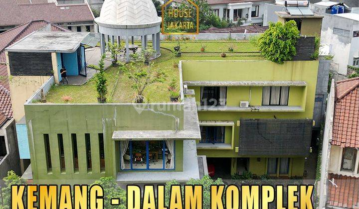 Rumah 3 Lantai + Rooftop, Siap Huni, Dalam Komplek Besar Tenang Asri 1