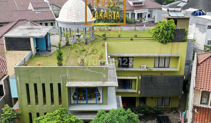 Rumah Kemang 3 Lantai + Rooftop, Siap Huni, Dalam Komplek, Tenang Asri 1