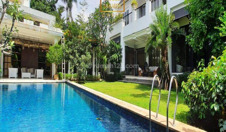 Kemang Luxury House, Modern American Classic, Lift, Taman, Pool Murah 1