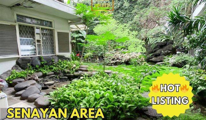 Rumah 2 Lantai Dalam Komplek, Tenang, Dekat Hotel Mulia, Jalan Lebar 1