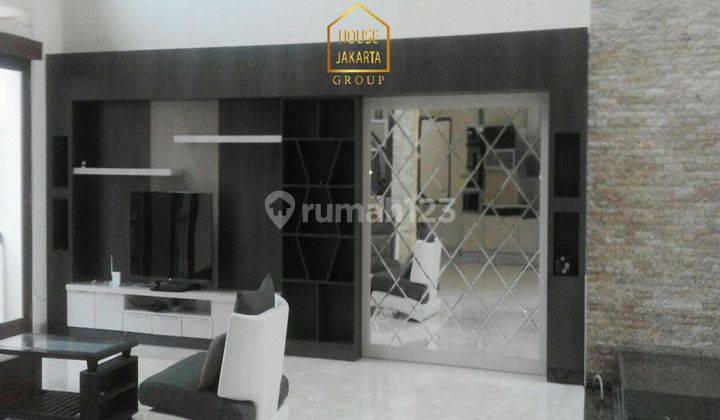 Rumah 2 Lantai Kondisi Tersewa, Ada Pool Tenang Jalan Lebar Murah 2