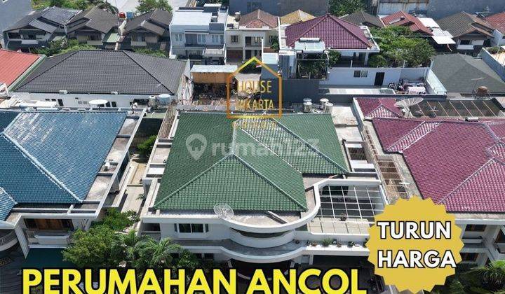 Rumah 2 Lantai Siap Huni Persegi Utara Furnished Dekat Pantai Murah 1