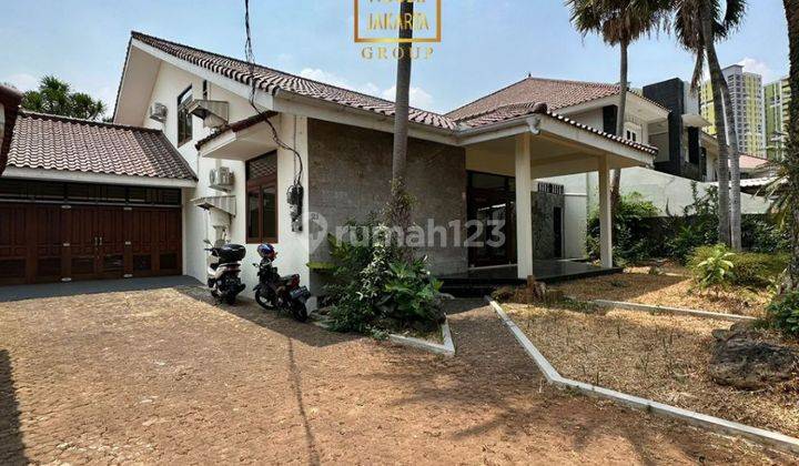 Modern Tropical House Menteng 2 Lantai Murah, Taman Pool, Elite 2