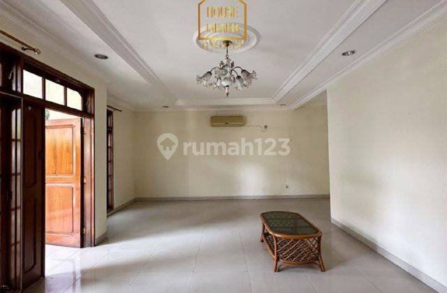 Rumah Pondok Indah 2 Lantai, Siap Huni, Dekat Pim, Jalan Lebar 2