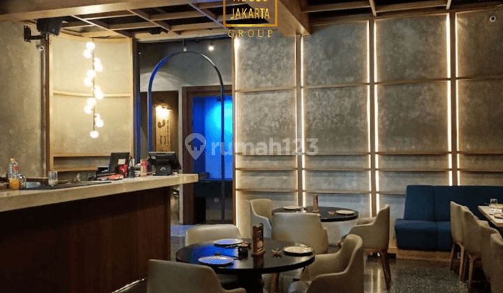 Gedung Cafe Komersial 5 Lantai Jalan Senopati Raya Dekat Scbd Sudirman