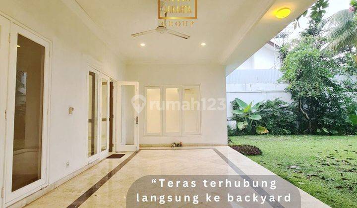 Rumah Mewah Kemang Siap Huni 2 Lantai, Backyard Luas, Pool dan Taman 2