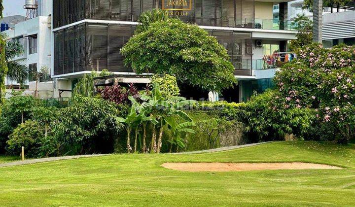 Springhill Golf Residence Kemayoran Rumah 5 Lantai Furnished View Golf 2