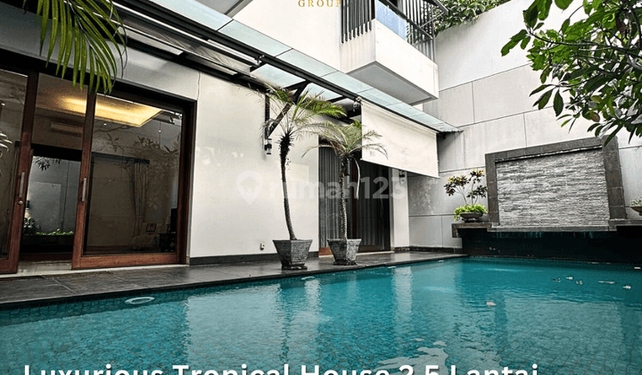 Pondok Indah Rumah Mewah 2.5 Lantai Modern Tropical, Area Elite Tenang 1