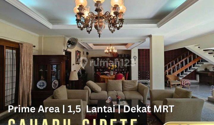 Rumah 1.5 Lantai Taman Luas Prime Area Cipete 1