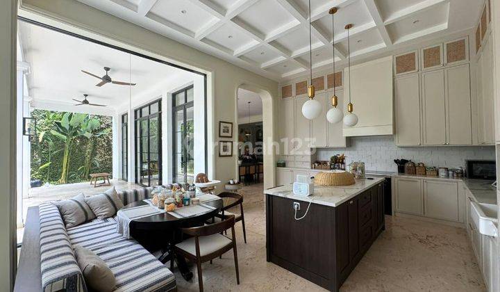 Martimbang Kebayoran Baru Rumah Cantik 2 Lantai Modern Classic Dijual 2