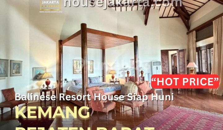 Balinese Resort House Siap Huni Kemang Pejaten Barat . Big Garden