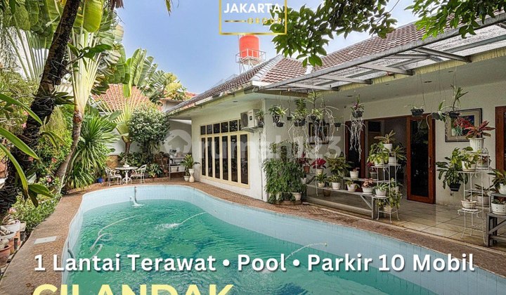 Cilandak Old House Ready to Live In Strategic Location