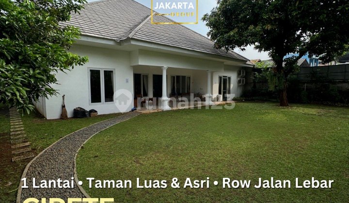 Cipete 1-Story House in Exclusive Area, Wide Road, Spacious Garden, Pool