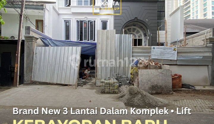 Kebayoran Baru Brand New 3 Floors Private Lift Inside Complex Near PIM