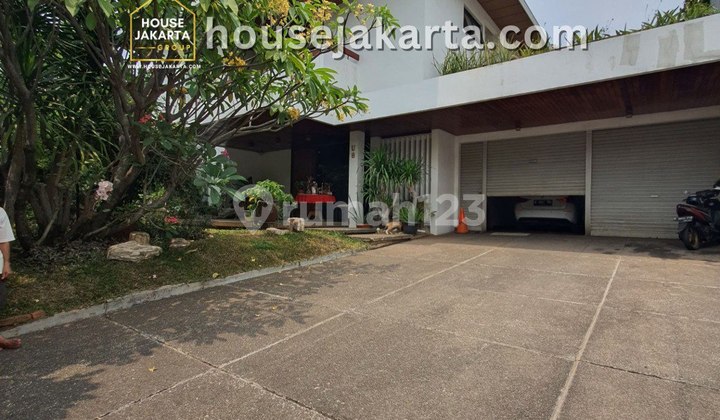 Rumah Permata Hijau Dalam Komplek . Private Pool . Lingkungan Tenang & Asri 2