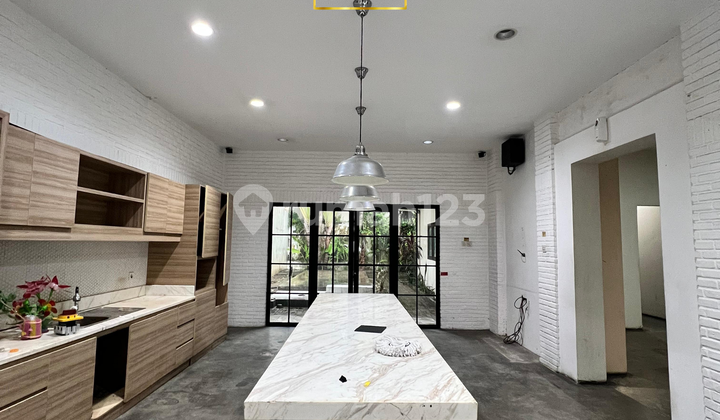 SCBD Area Quiet & Serene Landed House, Close to Senopati & Sudirman 2