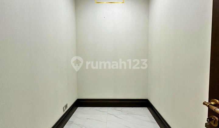 SCBD Sudirman Area Office Space Treasury Tower, District 8 View SCBD SCBD Sudirman Area Office Space Treasury Tower, District 8 View SCBD