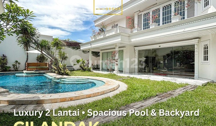 Cilandak Rumah Mewah 2 lantai dengan Taman luas & Pool, area elite