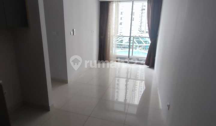 Disewakan Taman Anggrek Residences 3 Bedroom Semi Furnish 2