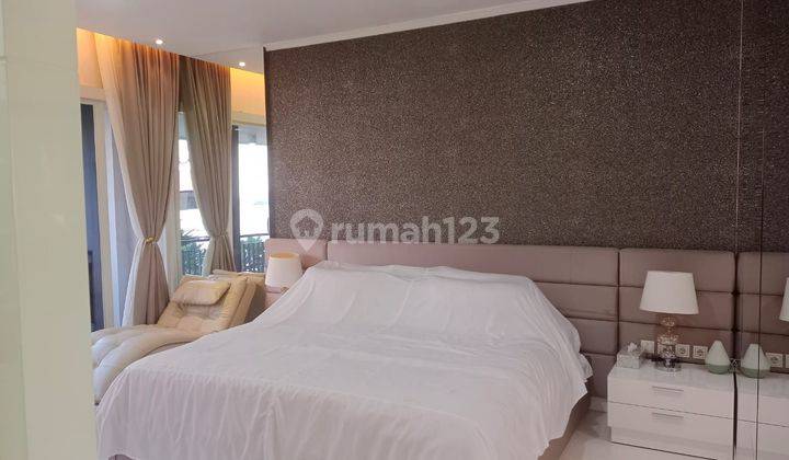 Ancol Mansion Town House 3 Lantai Furnished Cantik  2