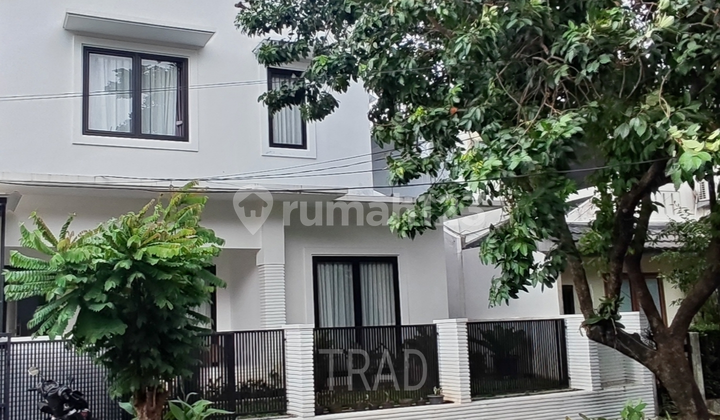 Jual Cepat Rumah 2 Lantai Terawat Bintaro Jaya Sektor 9 Dekat Fasilitas Umum Jual Cepat Rumah 2 Lantai Terawat Bintaro Jaya Sektor 9 Dekat Fasilitas Umum