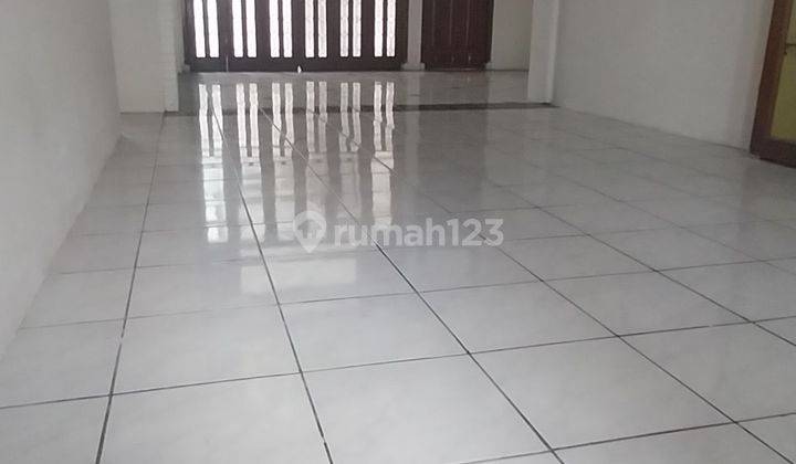 Dijual Rumah Siap Huni 2lt di Kawasan Sektor 5 Bintaro 2