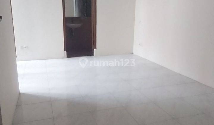 Dijual Rumah Siap Huni 2lt di Kawasan Sektor 5 Bintaro 2