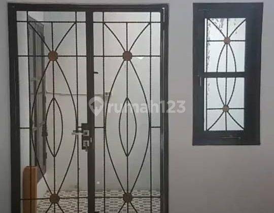 Dijual rumah siap huni dalam cluster di Graha Raya Bintaro 2