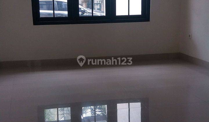 Dijual Rumah Brand New 2 1/2 Lantai Di Graha Bintaro 2