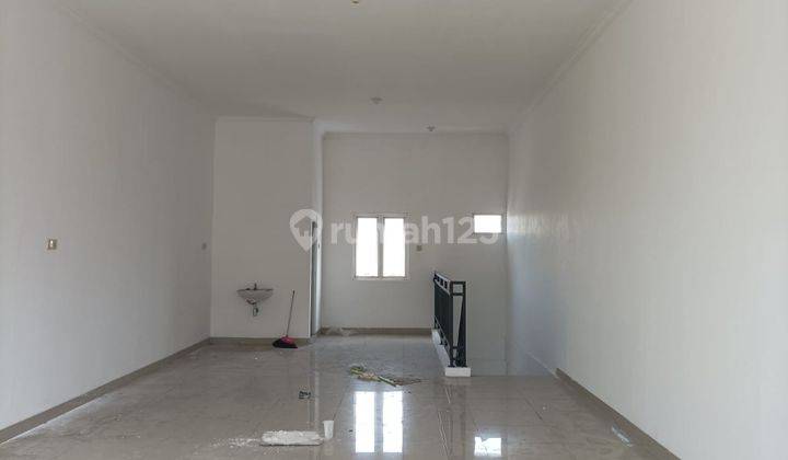 Ruko di Jalan Kembar, Terdepan, Gresik 225 m Bagus HGB 3