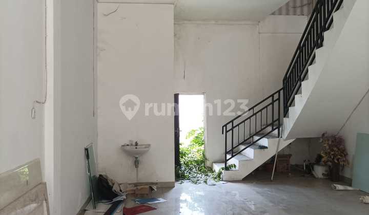 Ruko di Jalan Kembar, Terdepan, Gresik 225 m Bagus HGB 4