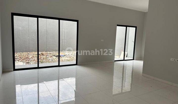  Rumah Baru Unfurnished di Kembar Timur, Regol 1