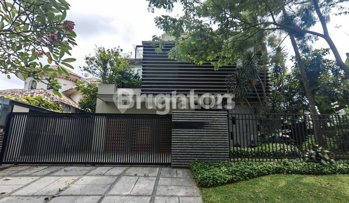 RUMAH MEWAH DI TAMAN GOLF LIPPO KARAWACI TANGERANG RUMAH MEWAH DI TAMAN GOLF LIPPO KARAWACI TANGERANG