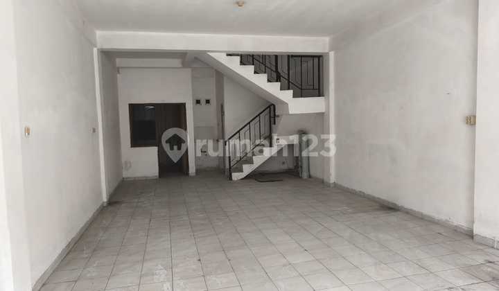 For Sale 2-Story Shop House - Tropodo Waru | Strategic Access 2