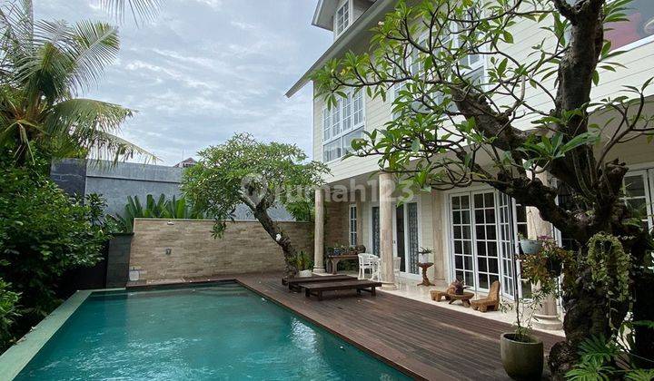 Luxury Villa With Pool Luxurious Furnished 7.25 Are Bumbak Canggu Bali Mediterranean Style 2