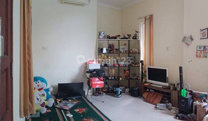 JUAL MURAH Rumah Hoek 2 Lantai Wisma Permai Regency Waru Sidoarjo 1.65M Nego Full Bangunan 2