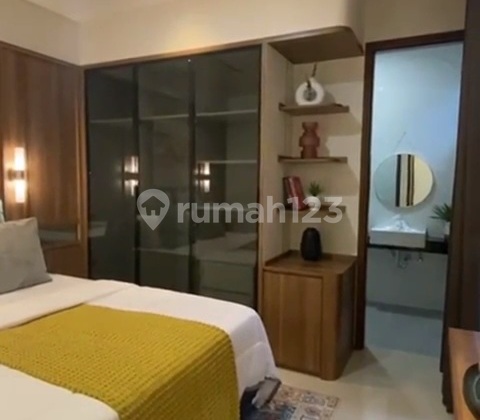 kamar tidur rumah citraland surabaya barat cluster