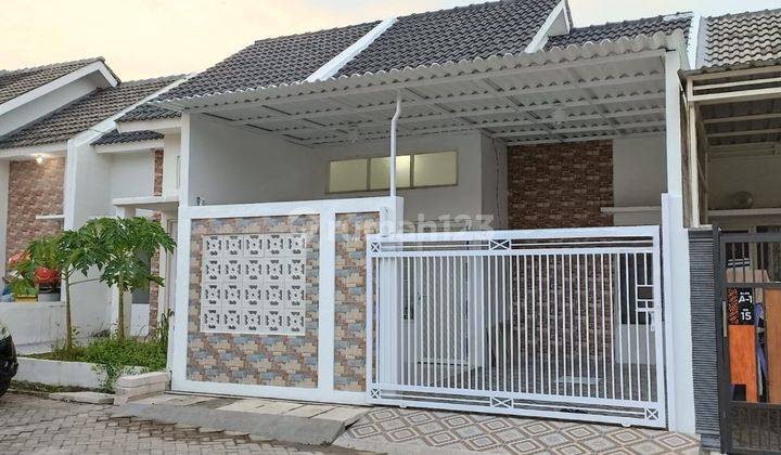 DARI BARU BELUM PERNAH DIHUNI Rumah Minimalis Alana Hills Driyorejo Sudah Renov Nego 1