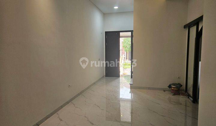 Rumah Minimalis 3 Lantai Split Level Wisata Bukit Mas Wiyung Surabaya Cocok Milenial Dkt Taman 1