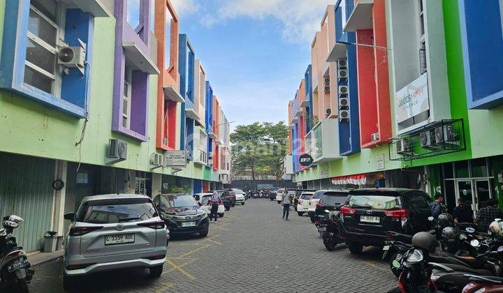 PUSAT KOTA Ruko Andalusia Square Jalan Kartini Gresik 3 Lantai Baru Renov Murah 2