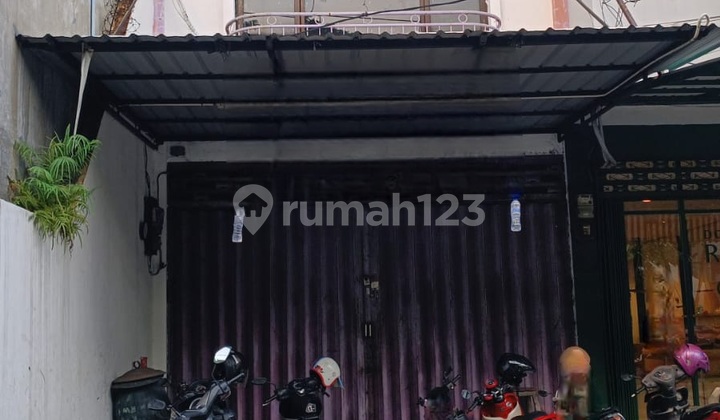 Daerah Ramai Cocok Utk Kantor, Usaha, Coffeshop Dll Disewakan Ruko Raya Nginden Surabaya 2 Lantai Parkir Memadai Hdp Jalan Raya 1