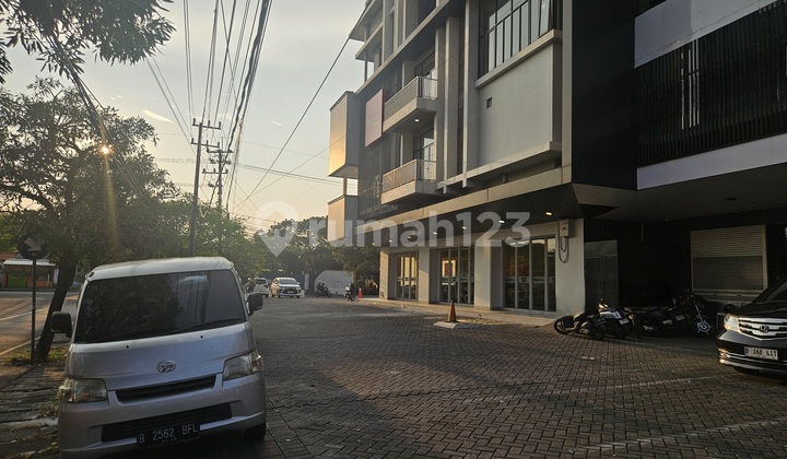 Ruko Raya Ngagel Surabaya Premium Location 4 Floors Well-Maintained Building Facing Main Road Heavy Traffic Spacious Parking