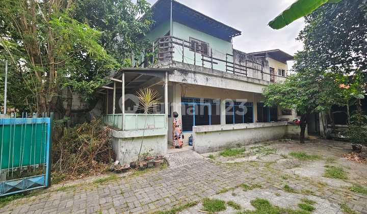 SUMPAH INI MURAH KEBANGETAN Rumah Hitung Tanah Dukuh Kupang Surabaya Barat 360m2 cuman 5jt/m2 Cocok Dibangun Kost2an SUMPAH INI MURAH KEBANGETAN Rumah Hitung Tanah Dukuh Kupang Surabaya Barat 360m2 cuman 5jt/m2 Cocok Dibangun Kost2an