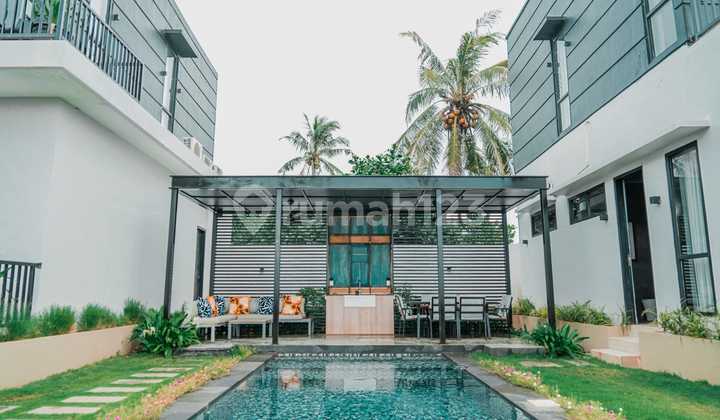 Luxury Beachfront Villa Langsung Menghadap Laut di Gianyar Pulau Bali | Private | Prestisius