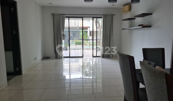 Rumah Double Decker Depan Swimpool Dengan Sportclub Exclusive Dan Taman Gantung 2