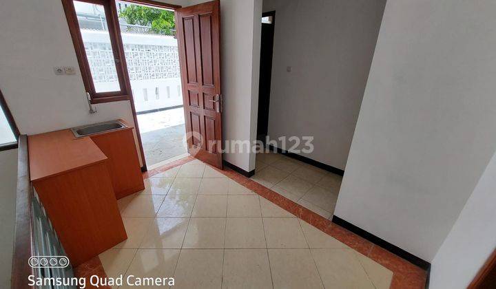 Rumah Bagus minimalis di Cigadung 2 Lantai harga Super murah 