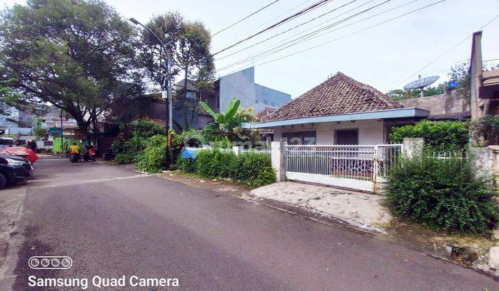 Rumah di Sayap riau SHM Butuh Renovasi Harga Termurah 1