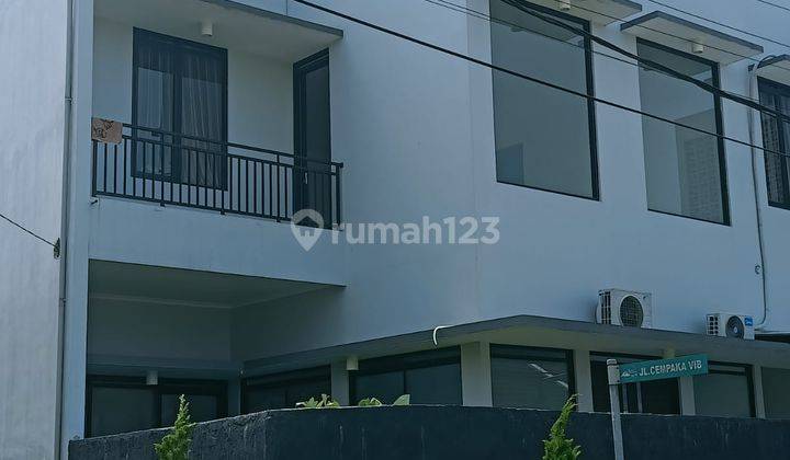 Rumah bagus di Adipura 2 Lantai SHM bangunan baru dekat Summarecon 1