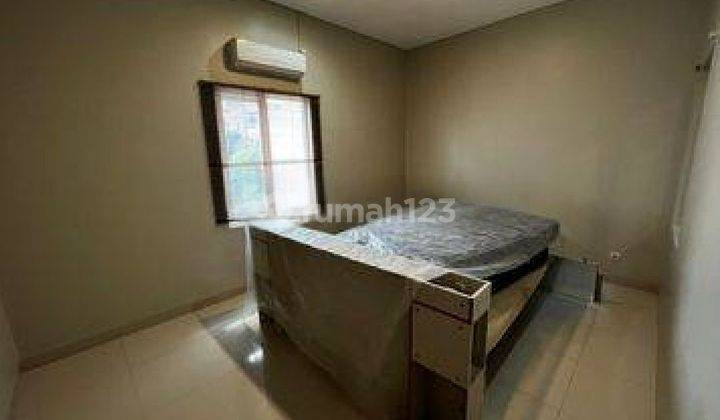 Rumah di Sayap riau 3 Lantai semi furnished Bagus dipusat kota 2